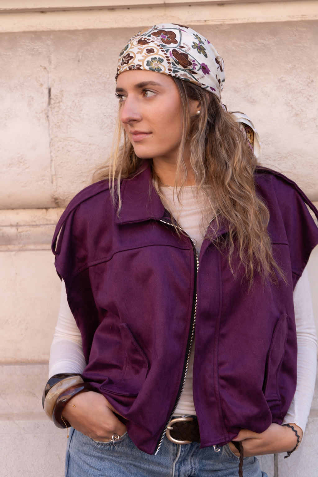 VESTE SANS MANCHE DAIM - AUBERGINE