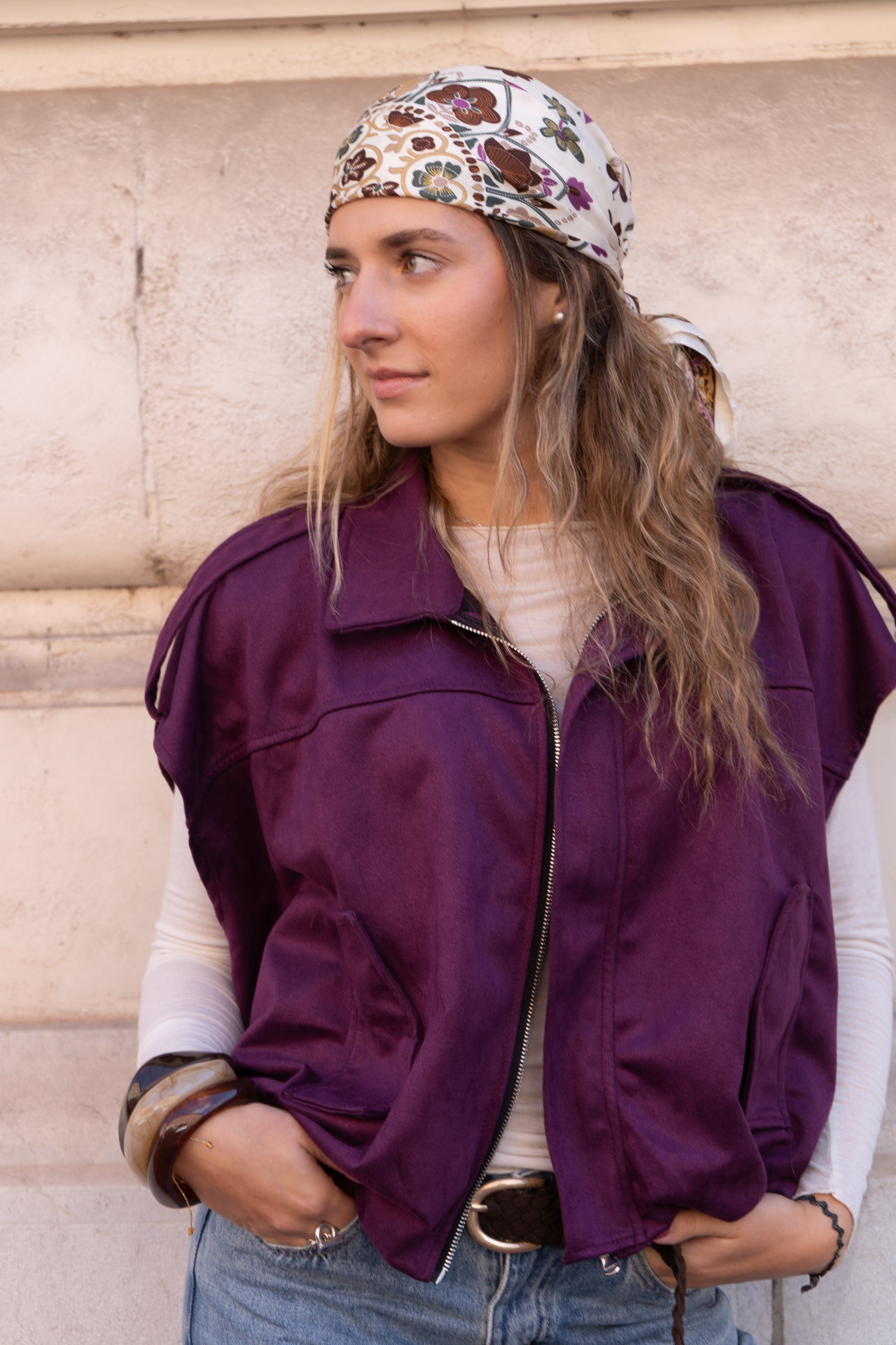 VESTE SANS MANCHE DAIM - AUBERGINE