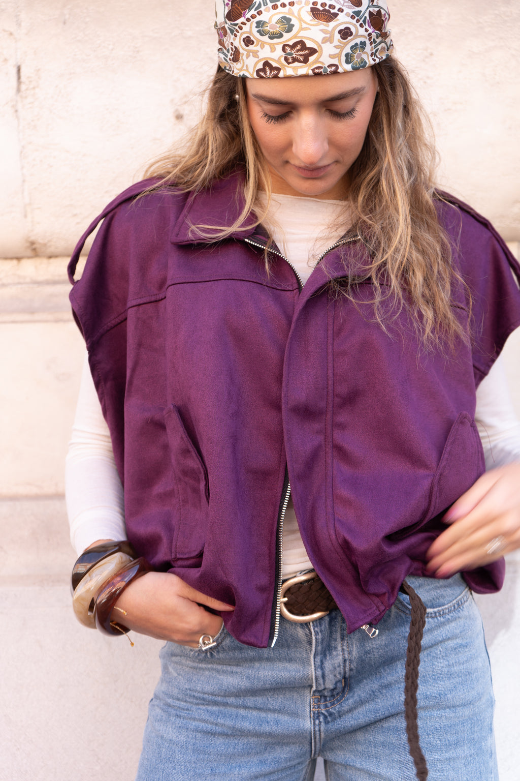 VESTE SANS MANCHE DAIM - AUBERGINE