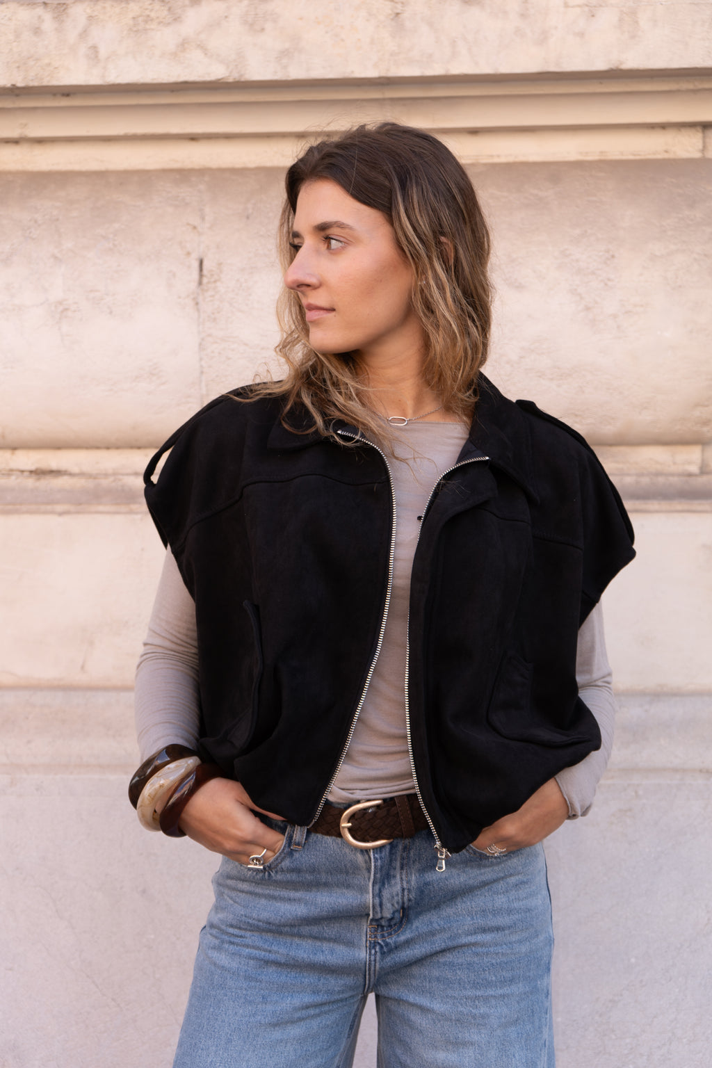 VESTE SANS MANCHE DAIM - NOIR