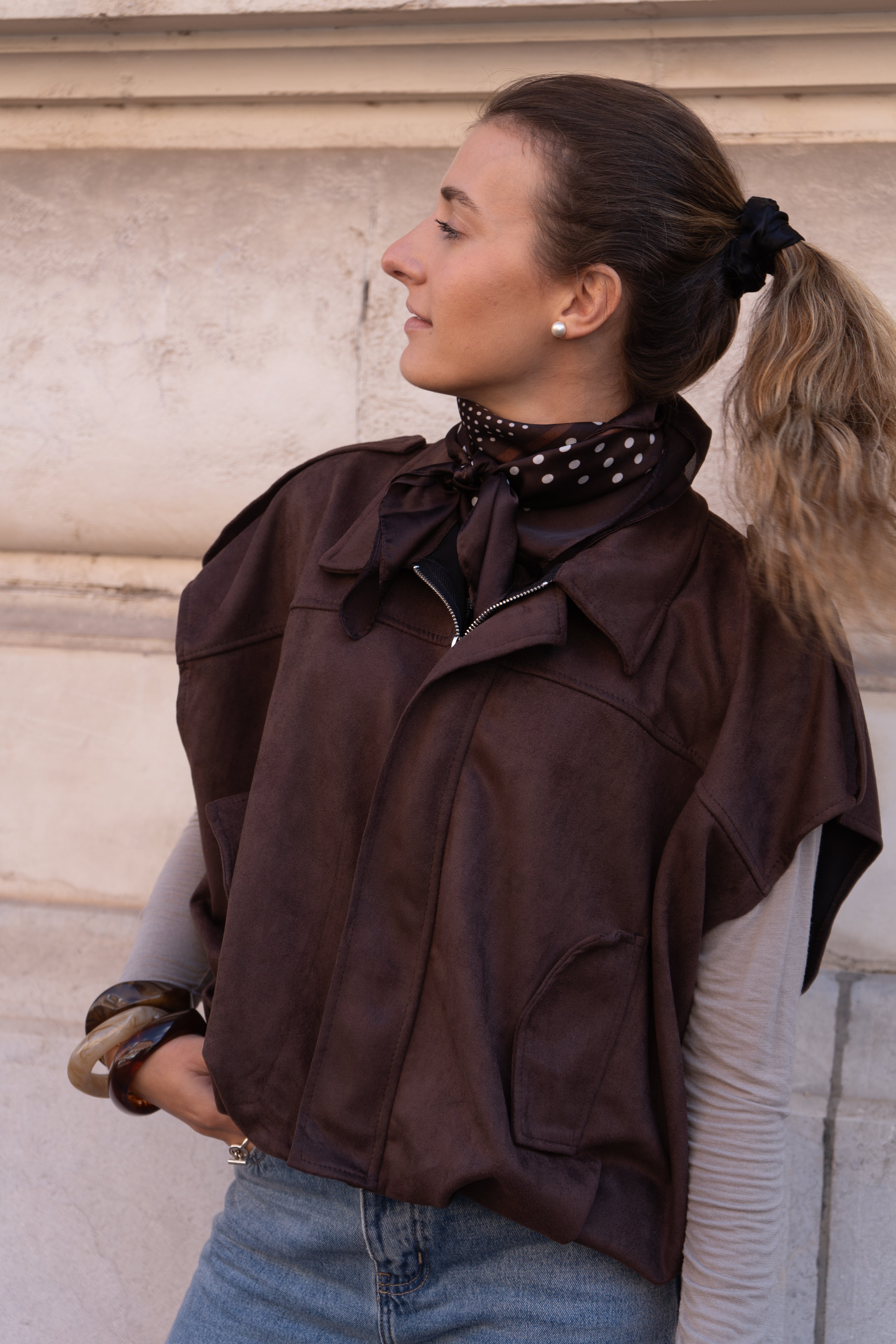 VESTE SANS MANCHE DAIM - MARRON