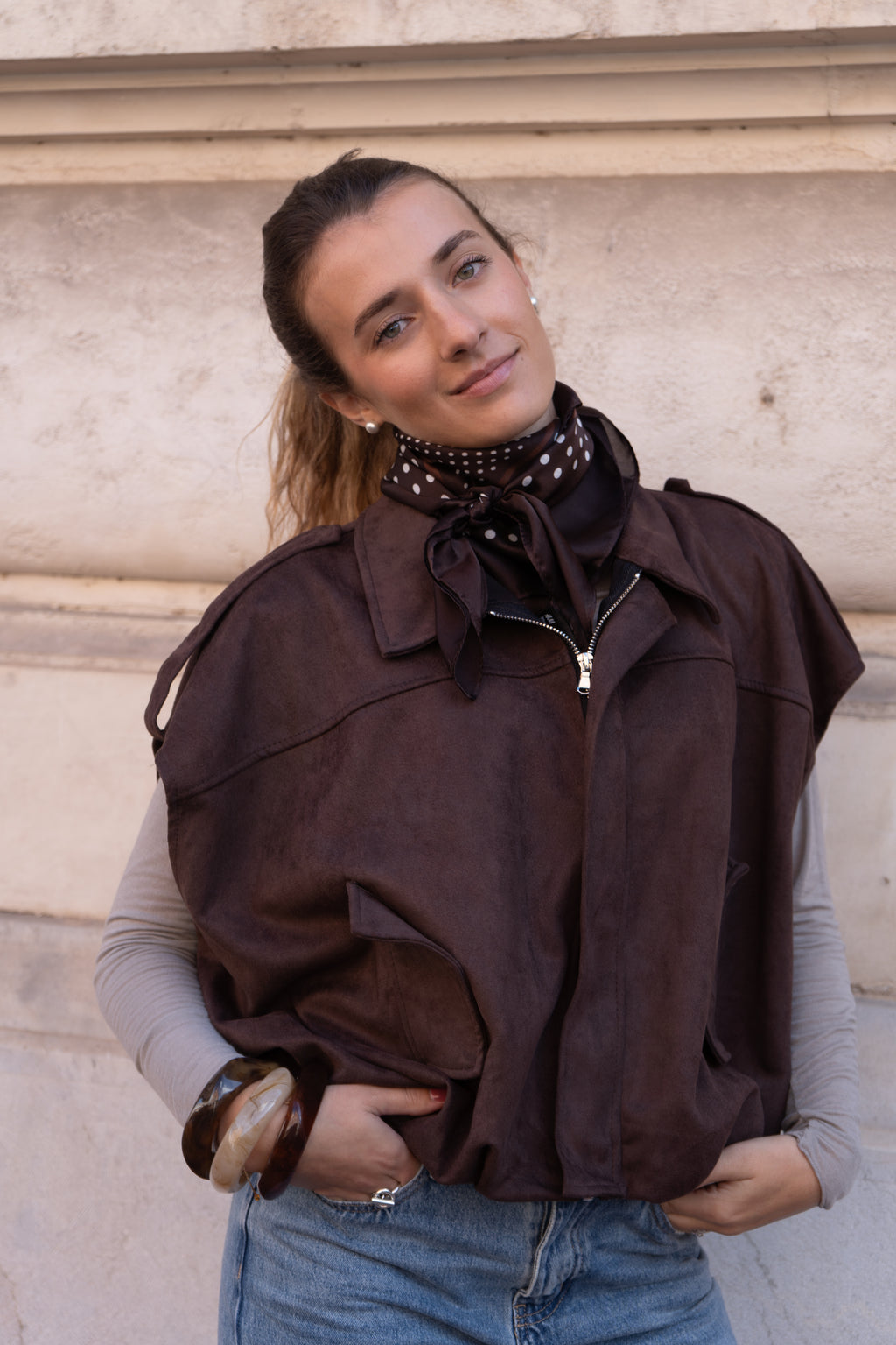 VESTE SANS MANCHE DAIM - MARRON