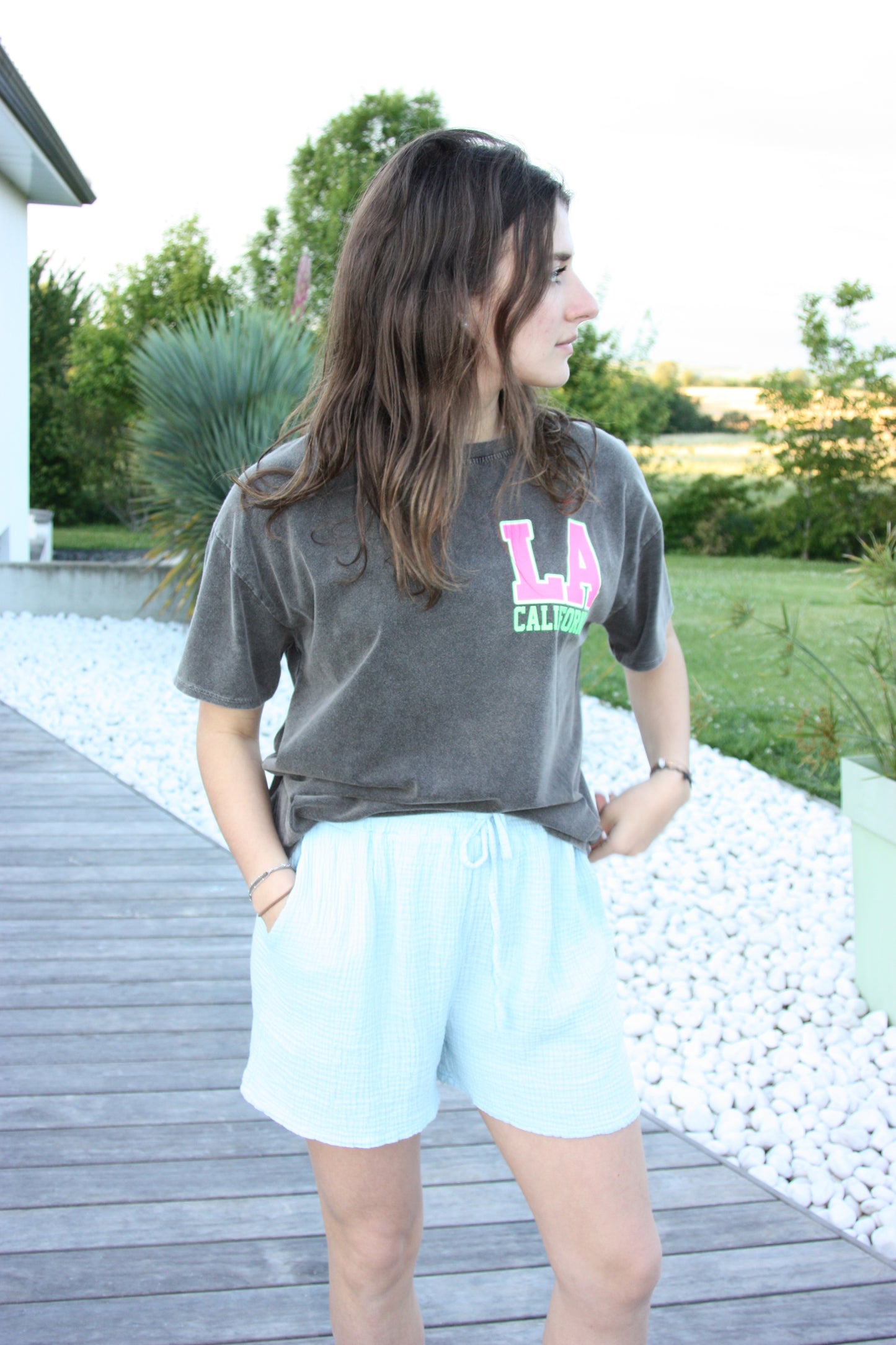 SHORT LILA