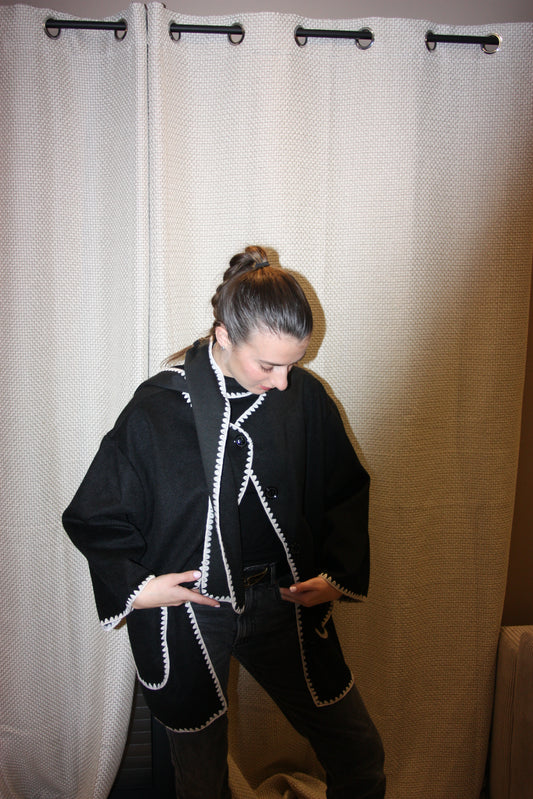 MANTEAU LILA NOIR